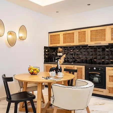 Naxos Petite In Town * Naxos City