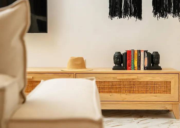 Naxos Petite In Town * Naxos City