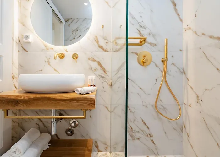 Naxos Petite In Town Apartment