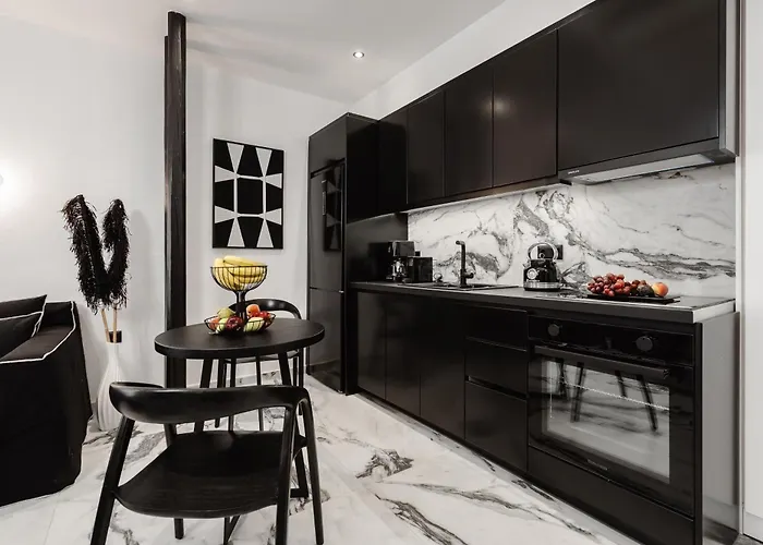 Naxos Petite In Town Apartment Naxos City