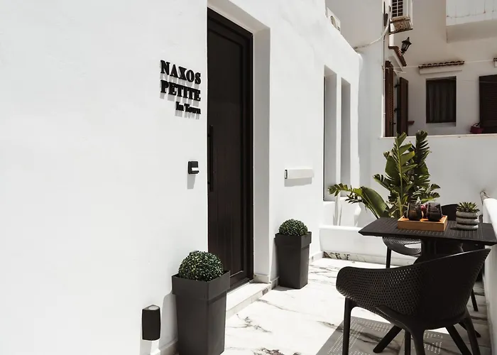 Apartment Naxos Petite In Town *